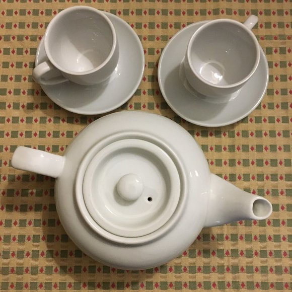 Contemporary White Tea Pot with Cups and Saucers - Picture 9 of 10